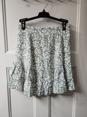 Lost + Wander Sage & White skirt